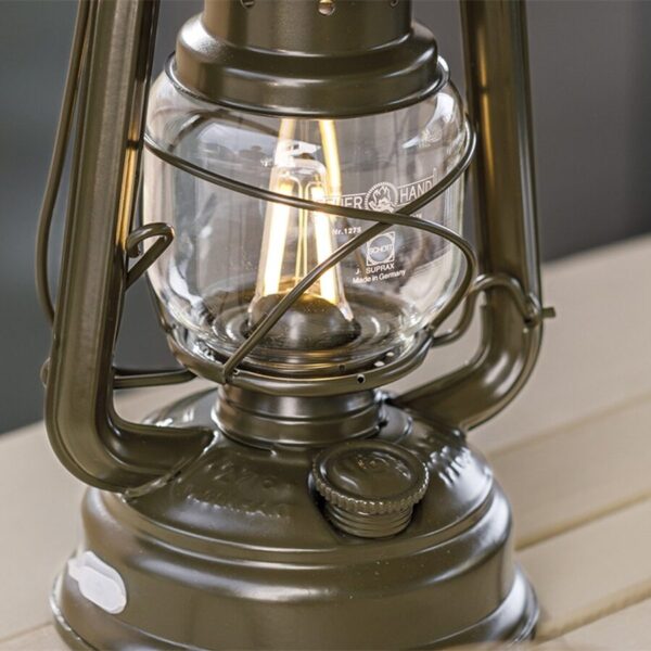 Feuerhand LED Stormlamp Robijn Olijf groen